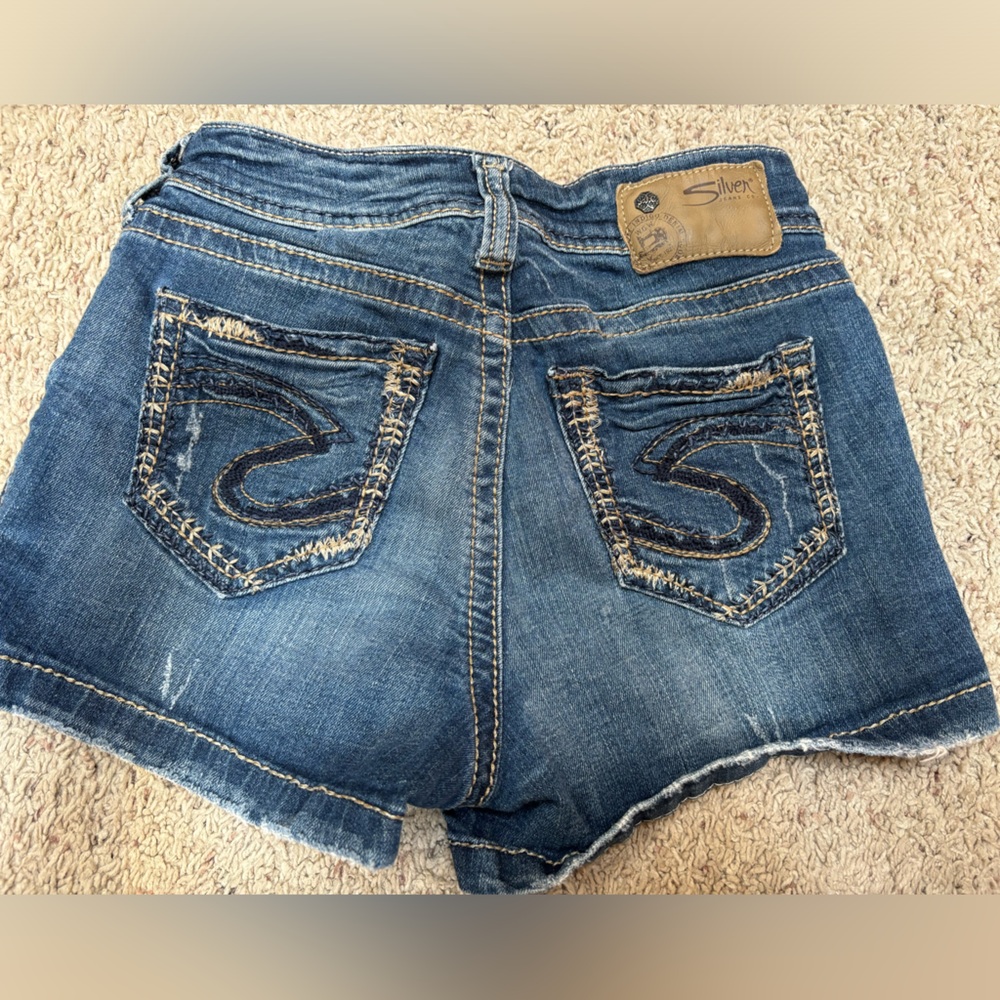 Silver Suki mid short